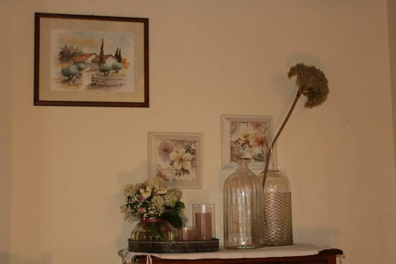 Casa Margherita Caprino Veronese 0*,  Italy