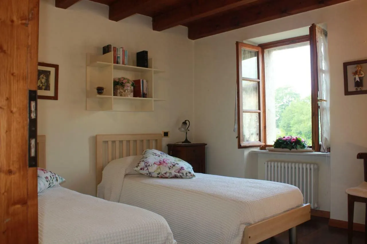 Casa Margherita Caprino Veronese Apartment